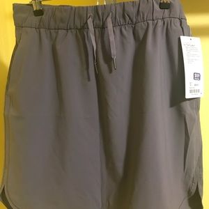 Lululemon On the Fly skirt, magnum color